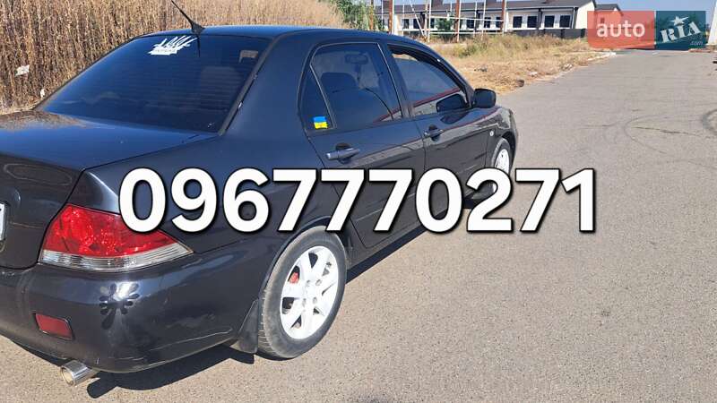 Седан Mitsubishi Lancer 2004 в Чернигове