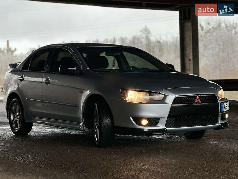 Седан Mitsubishi Lancer 2008 в Житомире