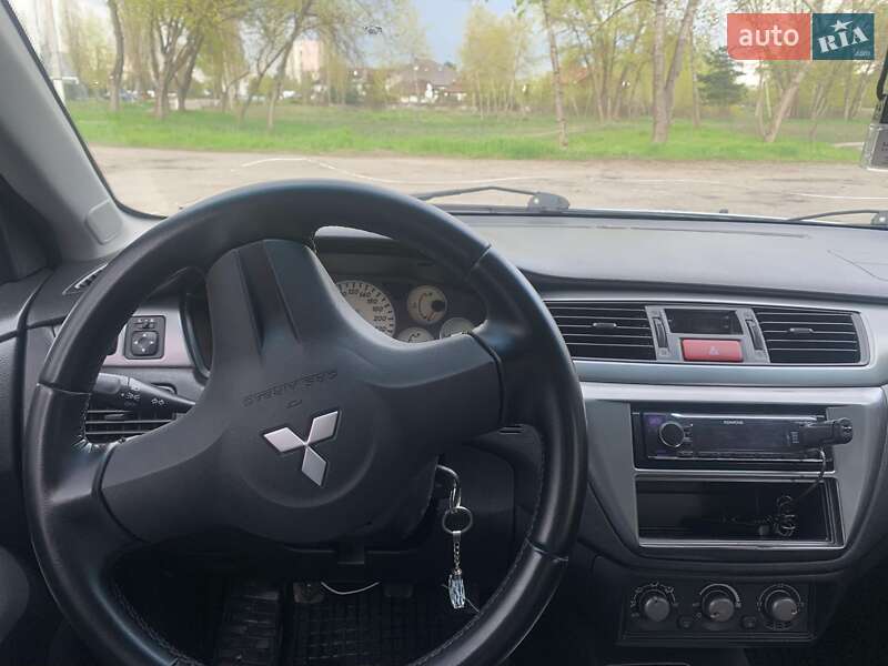 Седан Mitsubishi Lancer 2006 в Кременчуге