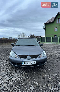 Седан Mitsubishi Lancer 2006 в Новому Яричеві