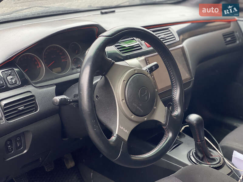 Седан Mitsubishi Lancer 2006 в Каменец-Подольском