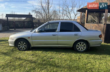 Седан Mitsubishi Lancer 1995 в 