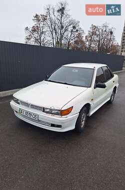 Лифтбек Mitsubishi Lancer 1993 в Киеве