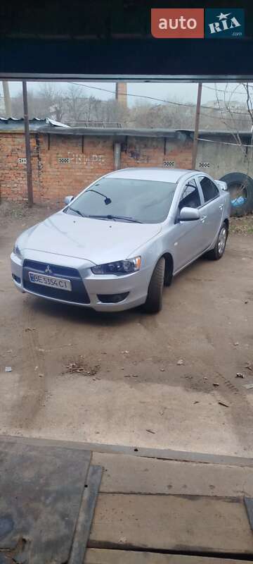Седан Mitsubishi Lancer 2010 в 