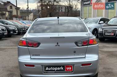 Седан Mitsubishi Lancer 2010 в Виннице