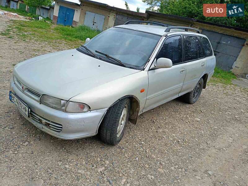 Универсал Mitsubishi Lancer 1994 в 