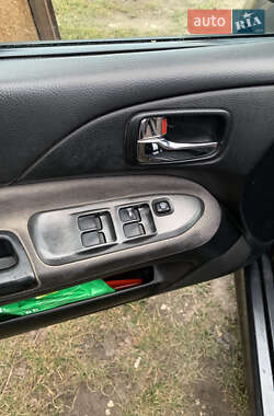 Седан Mitsubishi Lancer 2004 в 