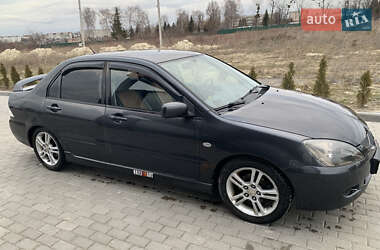 Седан Mitsubishi Lancer 2004 в 