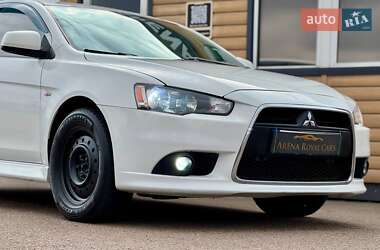 Седан Mitsubishi Lancer 2012 в Киеве