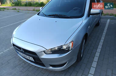 Седан Mitsubishi Lancer 2011 в 