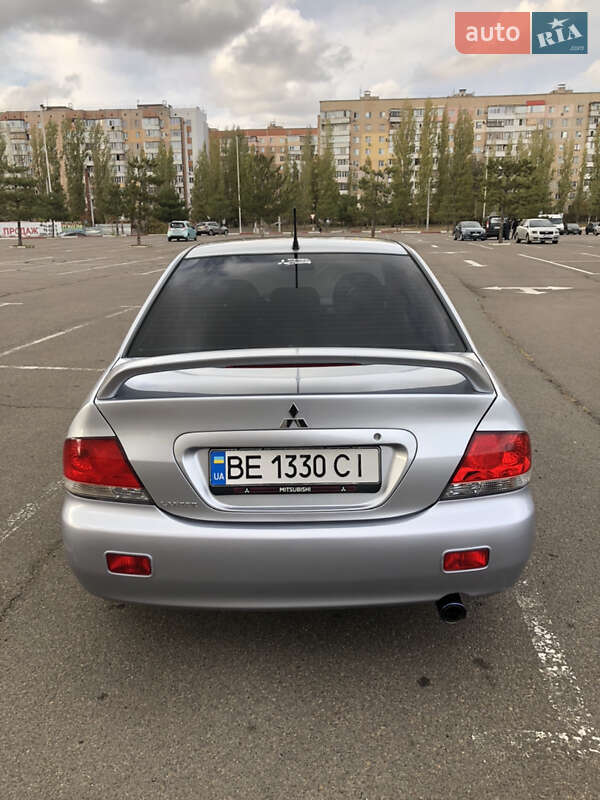 Седан Mitsubishi Lancer 2008 в Николаеве