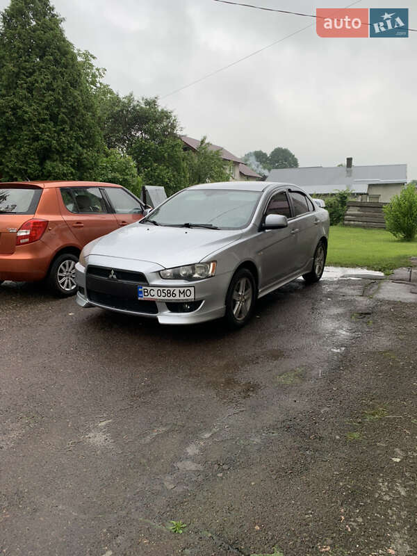 Седан Mitsubishi Lancer 2008 в Львове