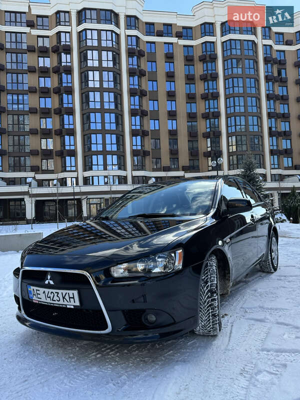 Седан Mitsubishi Lancer 2012 в Киеве