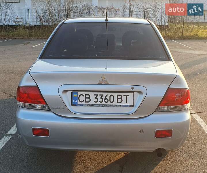 Седан Mitsubishi Lancer 2005 в Корюковке