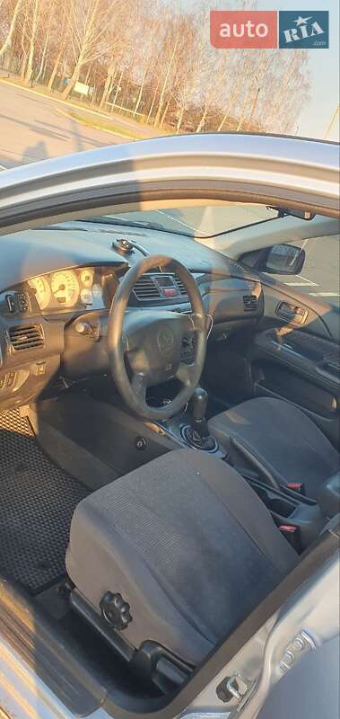 Седан Mitsubishi Lancer 2005 в Корюковке