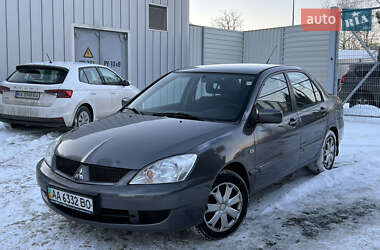 Седан Mitsubishi Lancer 2006 в Киеве