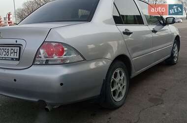 Седан Mitsubishi Lancer 2004 в Львові