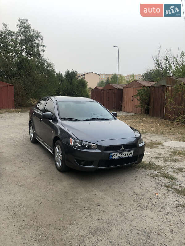 Седан Mitsubishi Lancer 2008 в Вишневом
