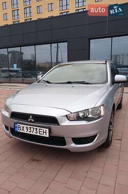 Седан Mitsubishi Lancer 2009 в Нетешине