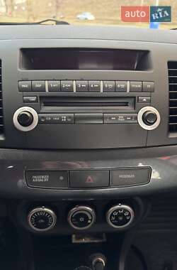 Седан Mitsubishi Lancer 2009 в Львові