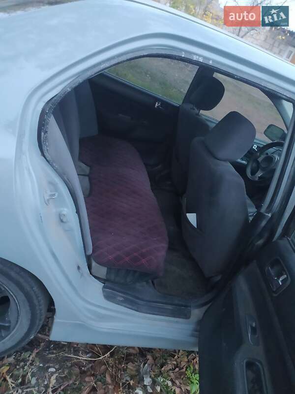 Седан Mitsubishi Lancer 2004 в Кам'янському