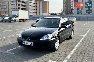 Седан Mitsubishi Lancer 2006 в Киеве