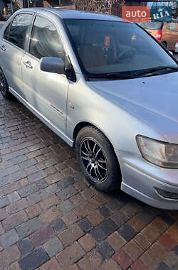 Седан Mitsubishi Lancer 2004 в 