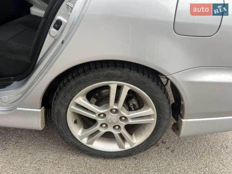 Универсал Mitsubishi Lancer 2006 в Чернигове