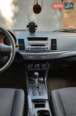 Седан Mitsubishi Lancer 2008 в Тараще