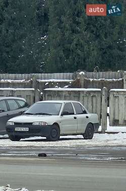 Седан Mitsubishi Lancer 1995 в Сумах