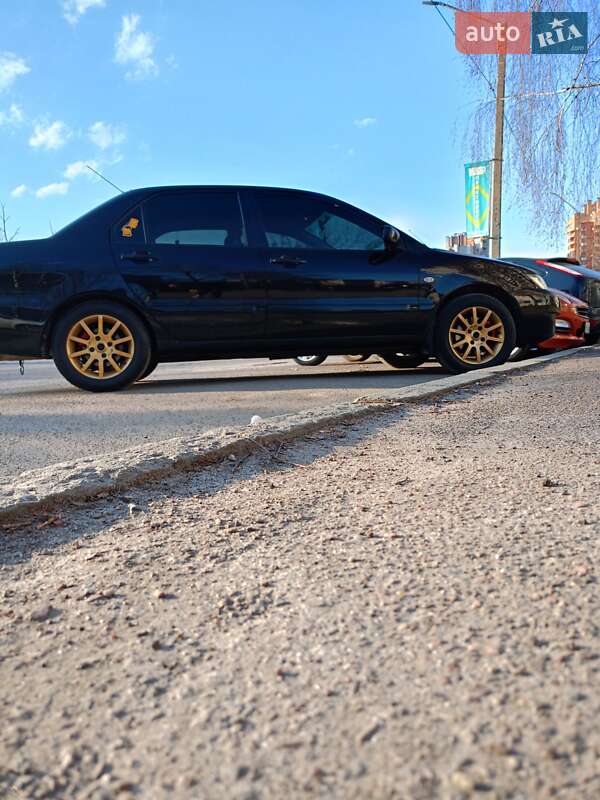 Седан Mitsubishi Lancer 2008 в Львові