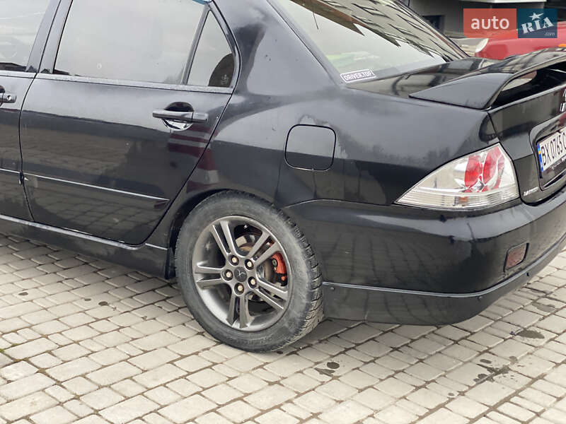 Седан Mitsubishi Lancer 2006 в Каменец-Подольском