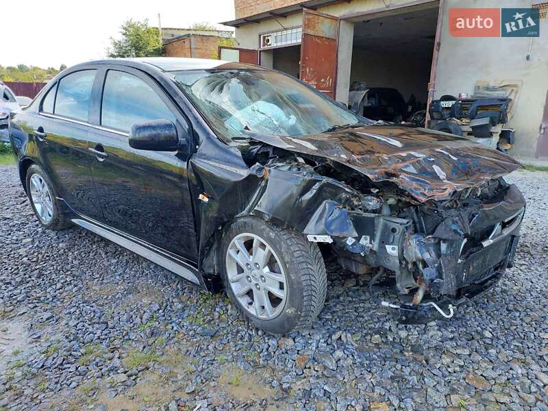 Седан Mitsubishi Lancer 2012 в Виннице