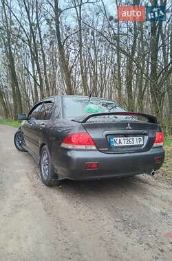 Седан Mitsubishi Lancer 2004 в 