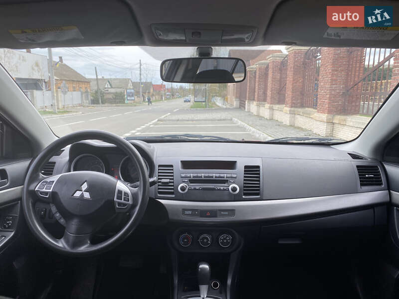 Седан Mitsubishi Lancer 2012 в Белгороде-Днестровском