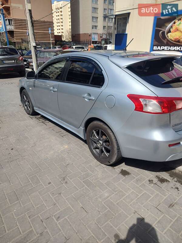 Хэтчбек Mitsubishi Lancer 2008 в Первомайске фото 12 Хэтчбек Mitsubishi Lancer 2008 в Первомайске