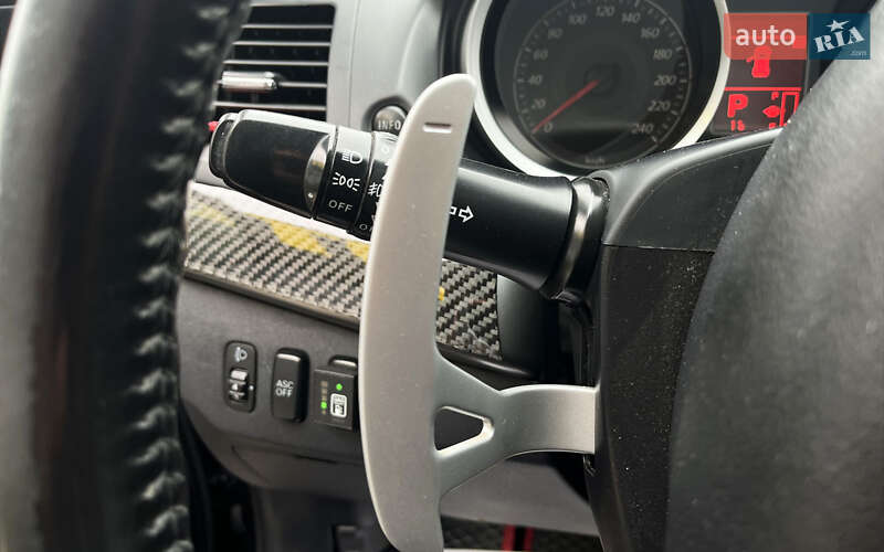 Хетчбек Mitsubishi Lancer 2009 в Мукачевому