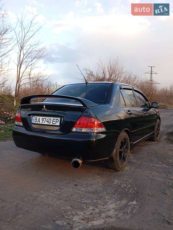 Седан Mitsubishi Lancer 2006 в Кропивницком
