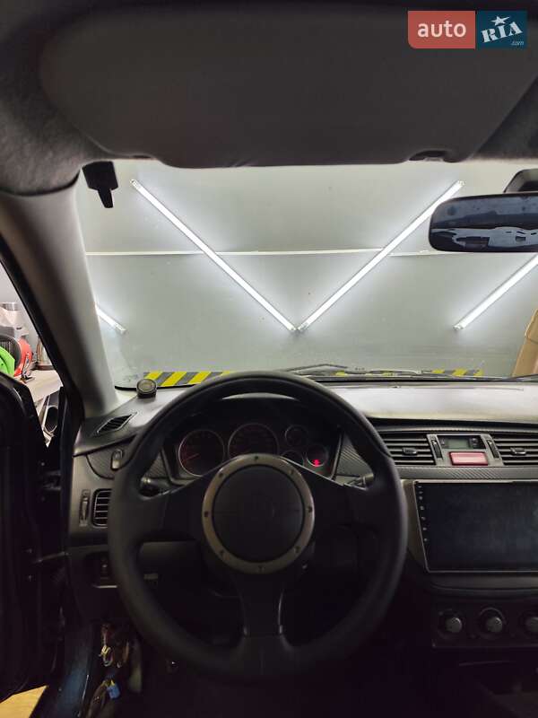 Седан Mitsubishi Lancer 2006 в Киеве