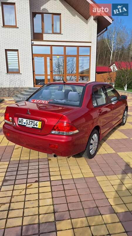Седан Mitsubishi Lancer 2004 в Житомире