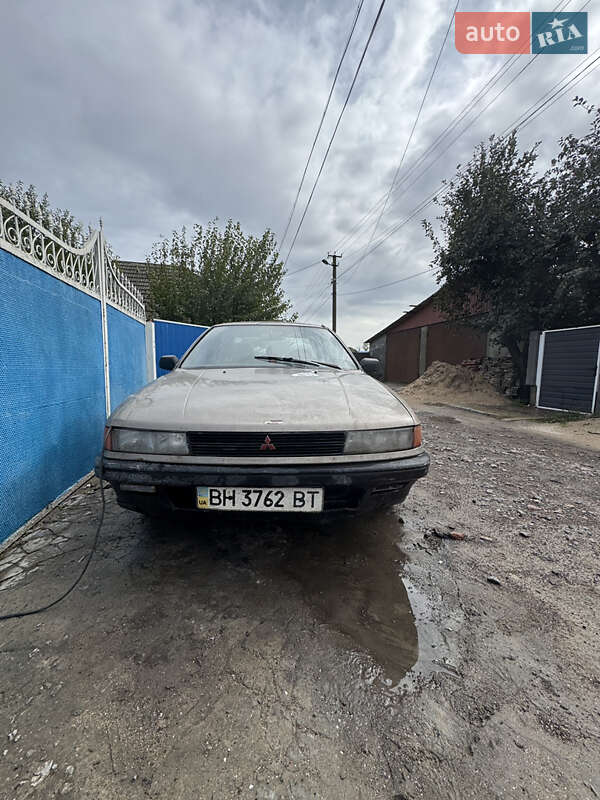 Mitsubishi Lancer 1989