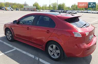 Хетчбек Mitsubishi Lancer 2009 в 