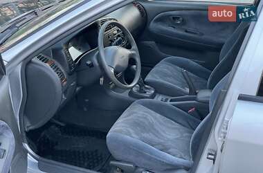 Седан Mitsubishi Lancer 2001 в 