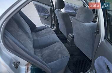Седан Mitsubishi Lancer 2001 в 