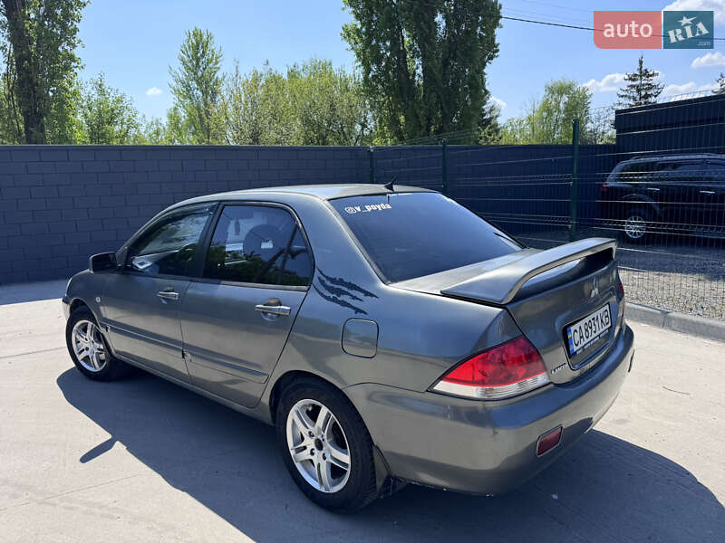 Седан Mitsubishi Lancer 2006 в Черкассах