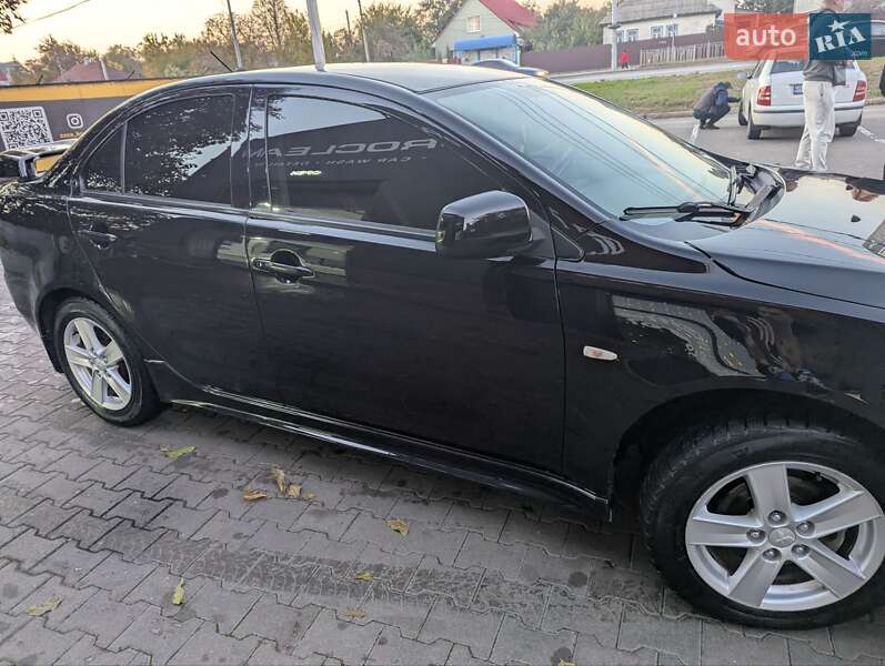 Седан Mitsubishi Lancer 2007 в Києві