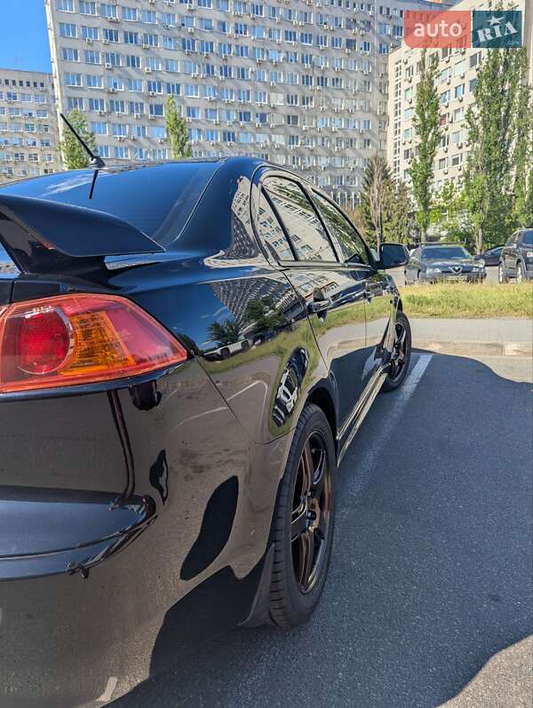 Седан Mitsubishi Lancer 2007 в Києві