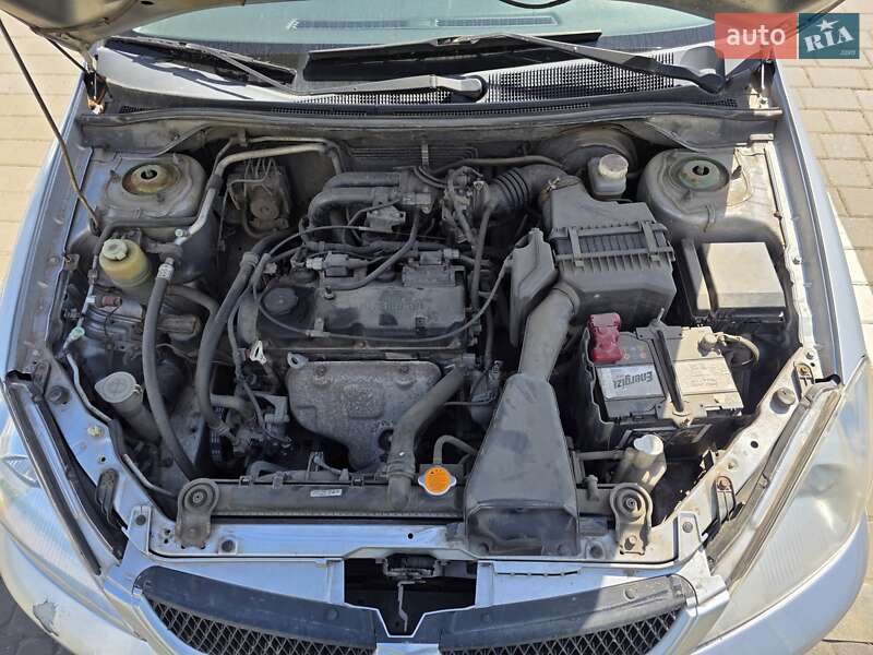 Седан Mitsubishi Lancer 2007 в Луцке