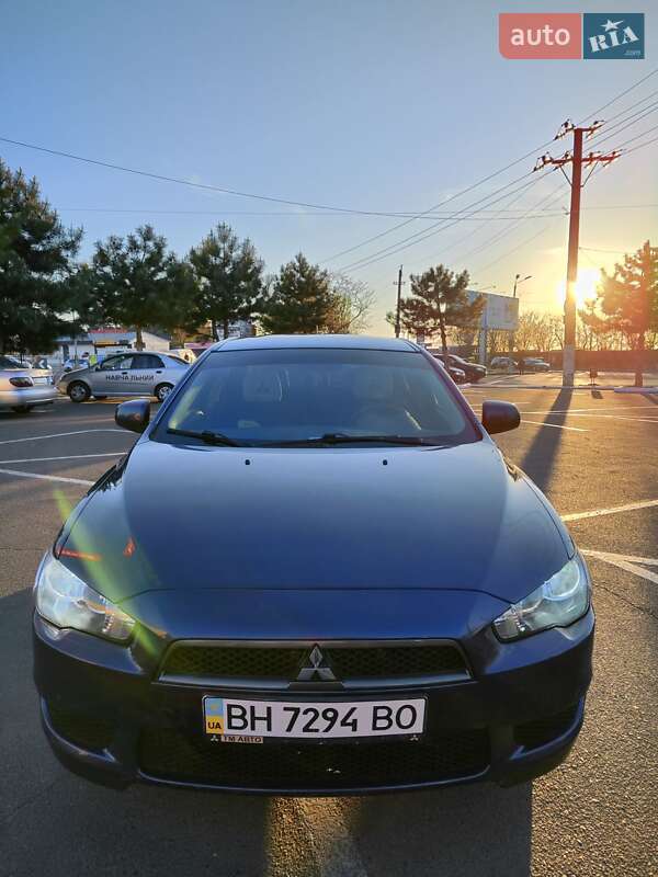 Седан Mitsubishi Lancer 2008 в Одессе