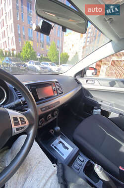 Седан Mitsubishi Lancer 2014 в 